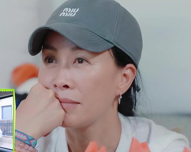 点”的李沁惊艳整个人面相变了惊鸿一瞥pg电子免费模拟器一档综艺被“一脸斑(图2)